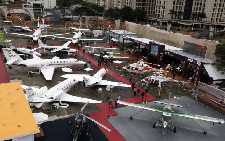 non-commercial aircrafts at LABACE