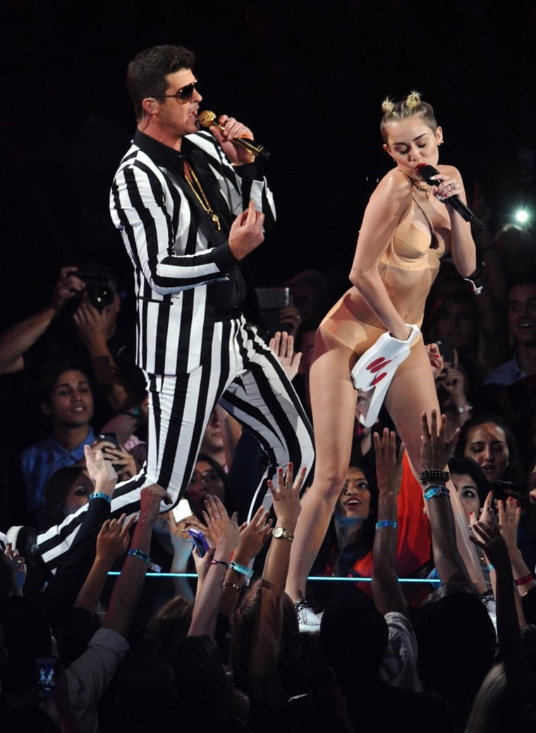 Image: Robin Thicke and Miley Cyrus