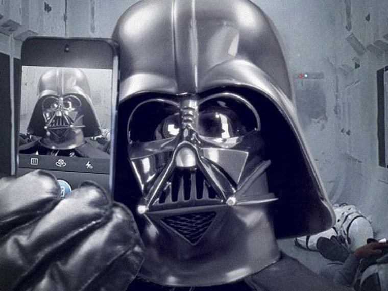Image: Darth Vader selfie