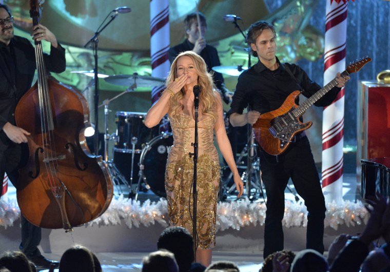 CHRISTMAS IN ROCKEFELLER CENTER -- Pictured: Jewel -- (Photo by: David Giesbrecht/NBC/NBCU Photo Bank via Getty Images)