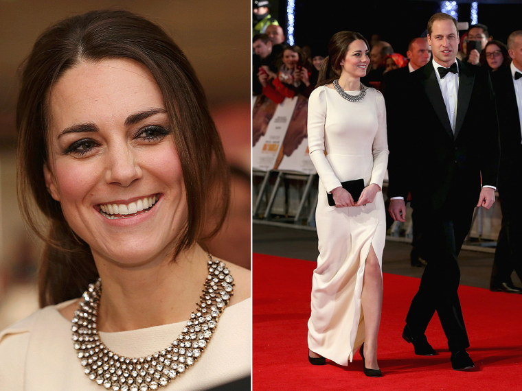 LONDON, ENGLAND - DECEMBER 05:  Catherine, Duchess of Cambridge and Prince William, Duke of Cambridge attend the Royal film performance of 'Mandela: L...