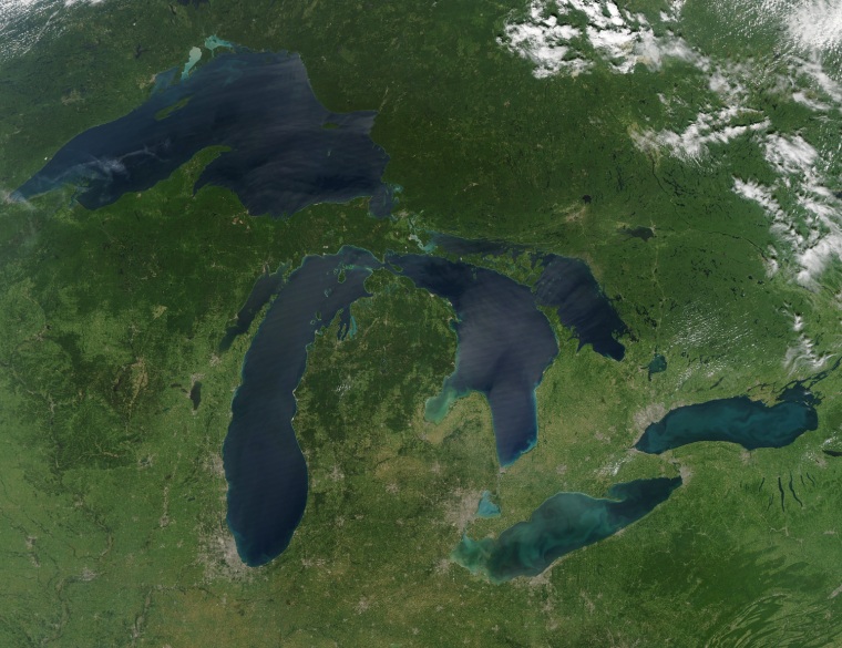 Late August 2010 provided a rare satellite view of a cloudless summer day over the entire Great Lakes region. North Americans trying to sneak in a Lab...