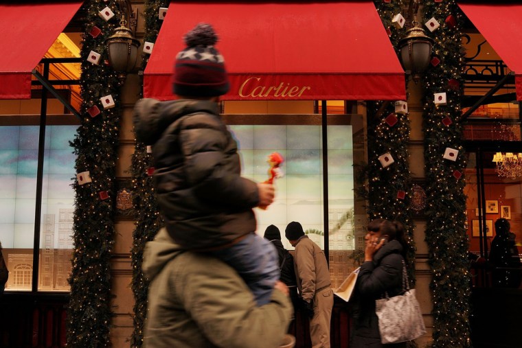 Walking on by. Americans plan to spend just $681 this holiday season, about on par with 2009, when the nation was clawing its way out of a deep financ...