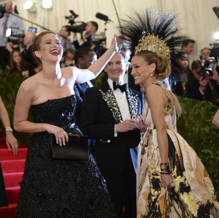 Image: Jennifer Lawrence and Sarah Jessica Parker