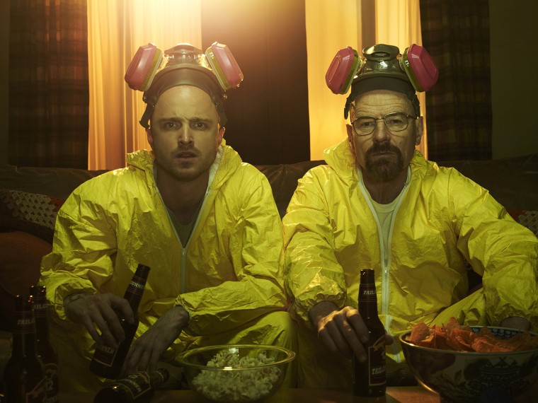 Jesse Pinkman (Aaron Paul) and Walter White (Bryan Cranston) - Breaking Bad - Gallery - Photo Credit: Frank Ockenfels/AMC