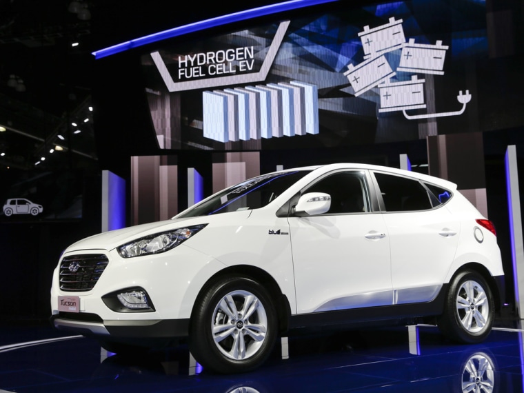 The 2015 Hyundai Tucson Fuel Cell hydrogen-powered electric vehicle is introduced at the Los Angeles Auto Show on Wednesday, Nov. 20, 2013, in Los Ang...