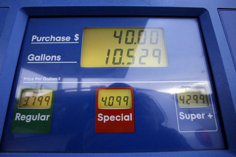 Gasoline at highest price ever for this time of year