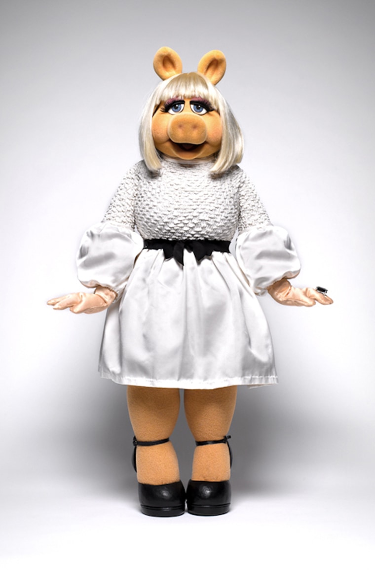 Miss Piggy wearing Prabal Gurung's custom design.