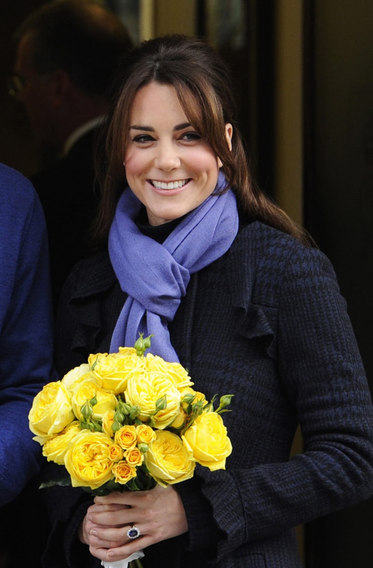 Kate managed to look beautiful leaving the hospital on Dec. 6 after announcing her pregnancy.