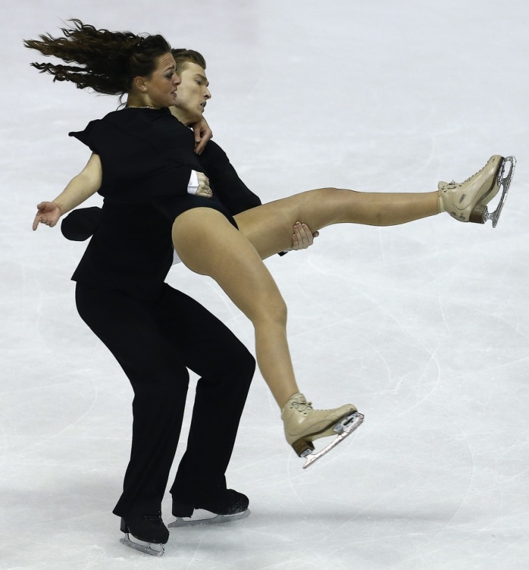 Ekaterina Riazanova and Ilia Tkachenko of Russia perform during the Ice Dance Free Dance competition for the ISU Figure Skating European Championships in Zagreb, Croatia, Jan 25, 2013.