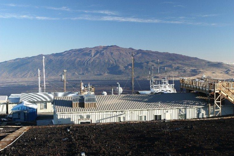 Concentrations of the greenhouse gas carbon dioxide in air sampled at Mauna Loa Observatory in Hawaii will likely peak above 400 ppm this month, scientists said.