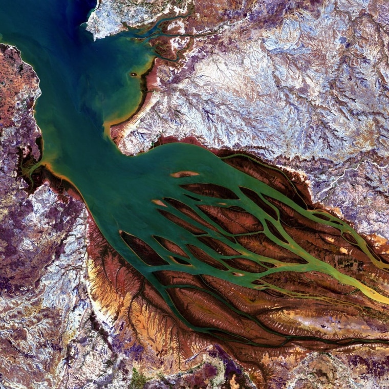 An image from Japan's ALOS satellite shows the estuary of the Betsiboka River, the largest river in Madagascar, flowing into Bombetoka Bay, which then opens into the Madagascar Channel. The picture was taken on Sept. 17, 2010, by the satellite's Advanced Visible and Near Infrared Radiometer (AVNIR-2).