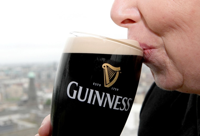 Guinness Beer Pint Glass Ireland Harp Logo Brewed In Dublin