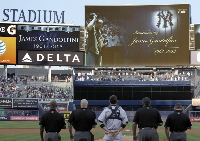 Image: A moment of silence is observed for actor James Gandolfini by the New York Yankees.