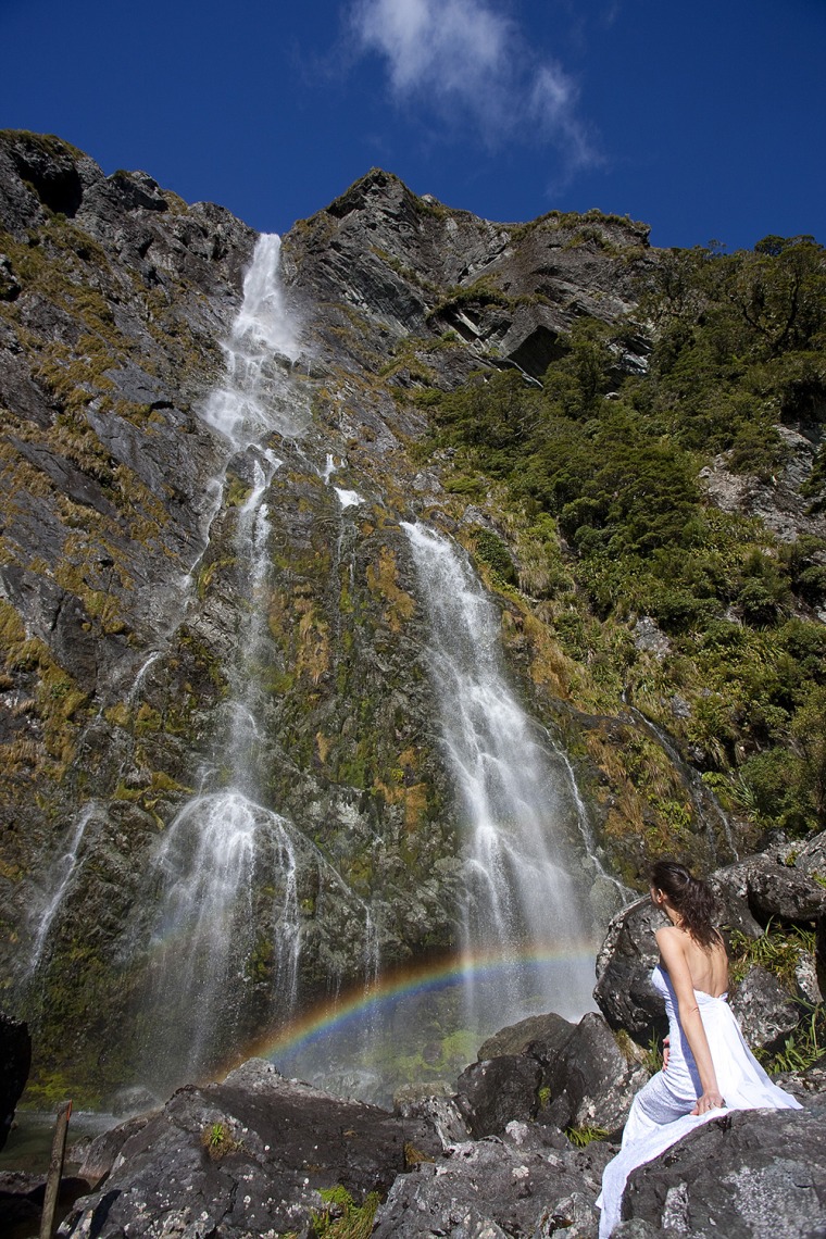 Jennifer Salvage wore her wedding dress to New Zealand.