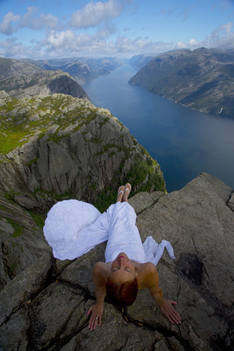 The wedding dress traveled to Norway.