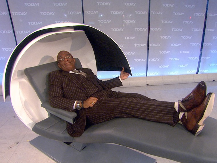 Al gives the EnergyPod a test run.