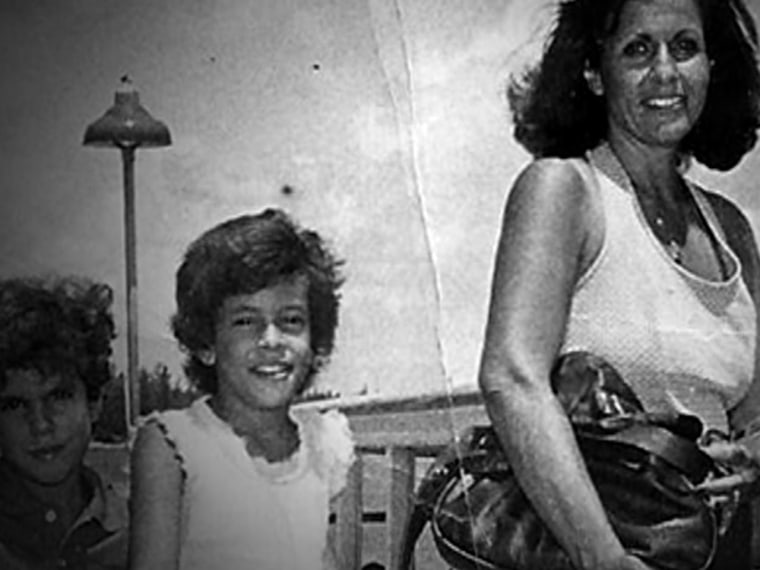 Hoda Kotb, with her mom.