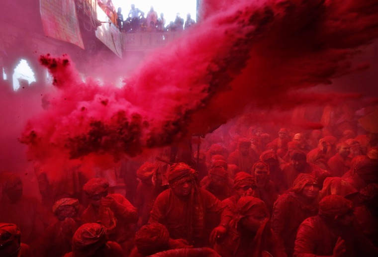 Color flies at Hindu festival in India