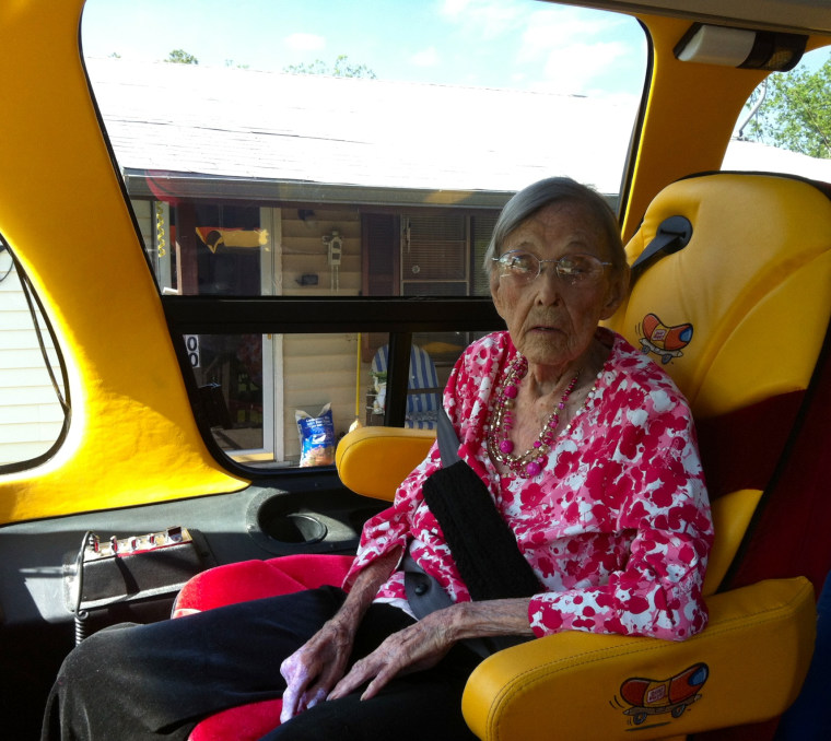 Image: Pearl Cantrell in the Wienermobile