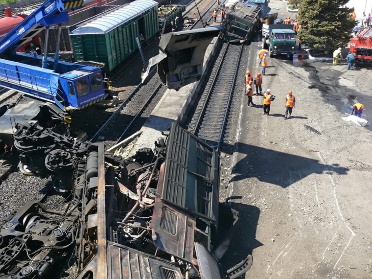 Dozens Hurt Thousands Flee After Train Carrying Chemicals Derails In Russia