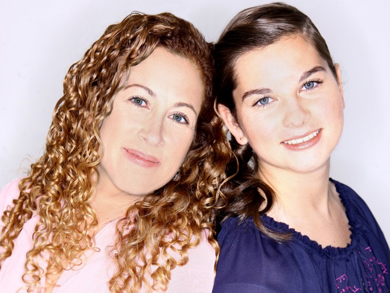 Jodi Picoult and her daughter Samantha.