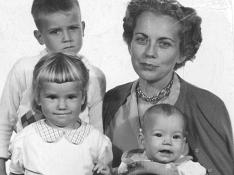 Kathie Lee Gifford (center), her mom, and siblings.