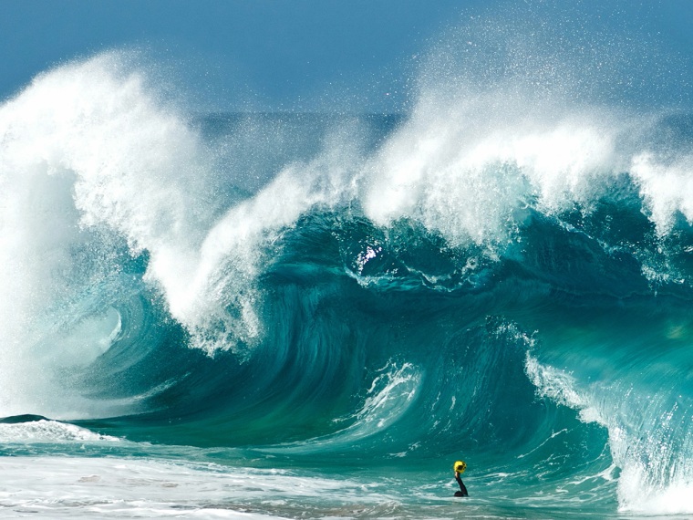 A giant wave