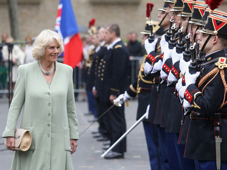 PARIS, FRANCE - MAY 28:  Camilla, Duchess of Cornwall inspects an honour guard at the  French Republican Guard headquarters on May 28, 20013 in Paris ...