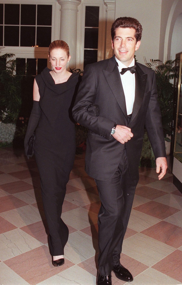 John F. Kennedy Jr. and Carolyn Bessette arrive at the White House for a state dinner.