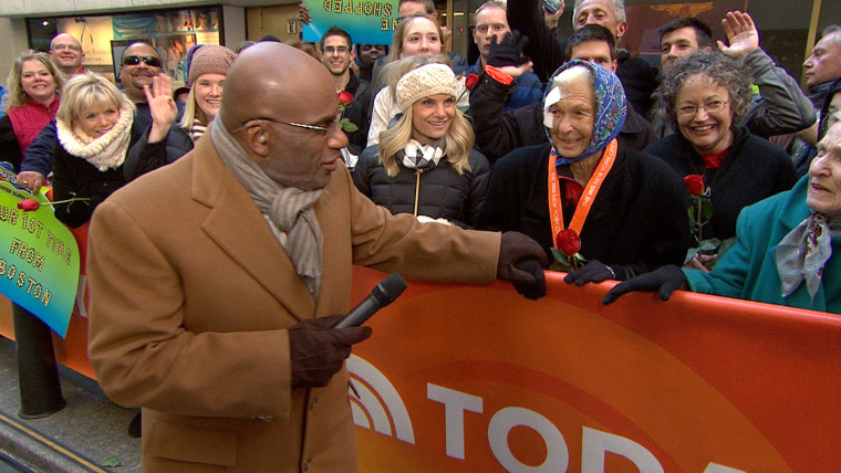 Image: Al Roker talks with Joy Johnson on the plaza