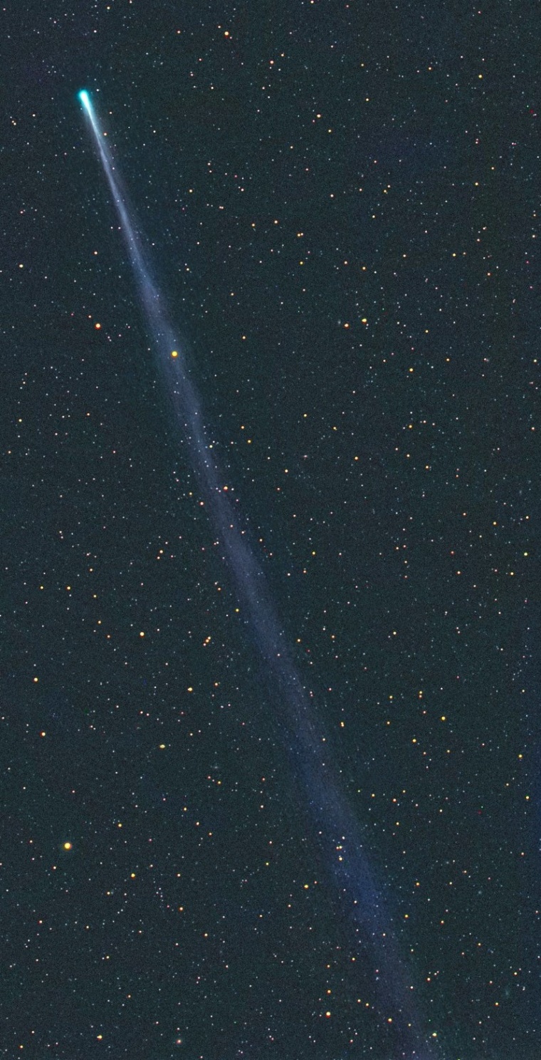 Image: ISON and tail
