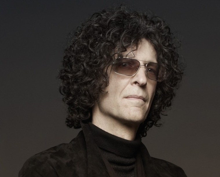 Image of AMERICAN RADIO PERSONALITY HOWARD STERN AT PREMIERE, 1997-03-05  (photo)