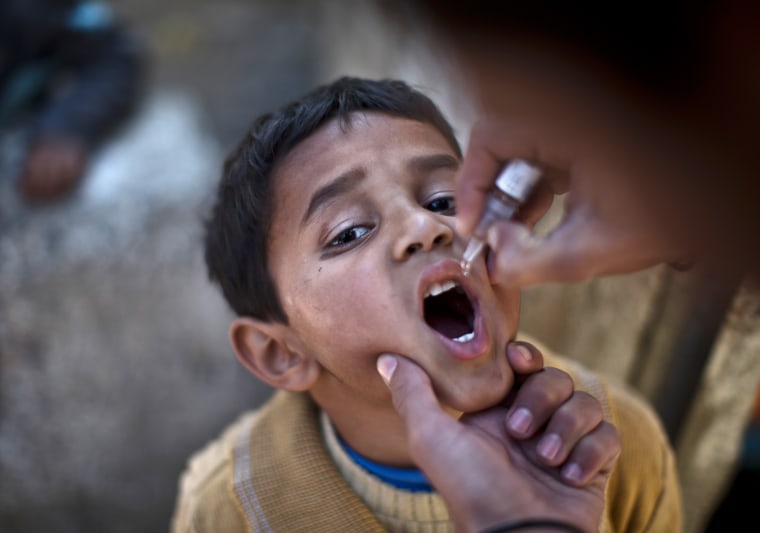 Polio vaccination volunteers freed after Pakistan hostage ordeal