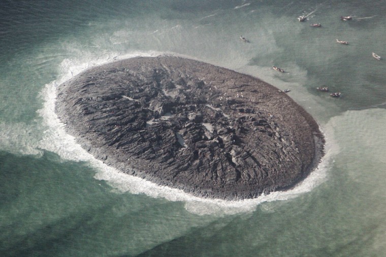 Image: Earthquake island