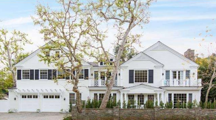 Sarah Michelle Gellar's new home in Brentwood has six bedrooms, a full playroom, gym and media room.