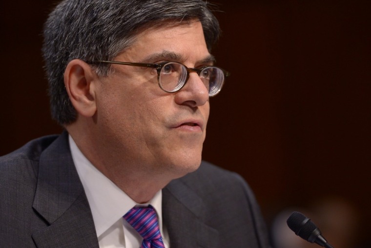 US Treasury Secretary Jack Lew, testifying before the US Senate Finance Committee, urged Congress to raise the debt ceiling on time to avoid deep dama...