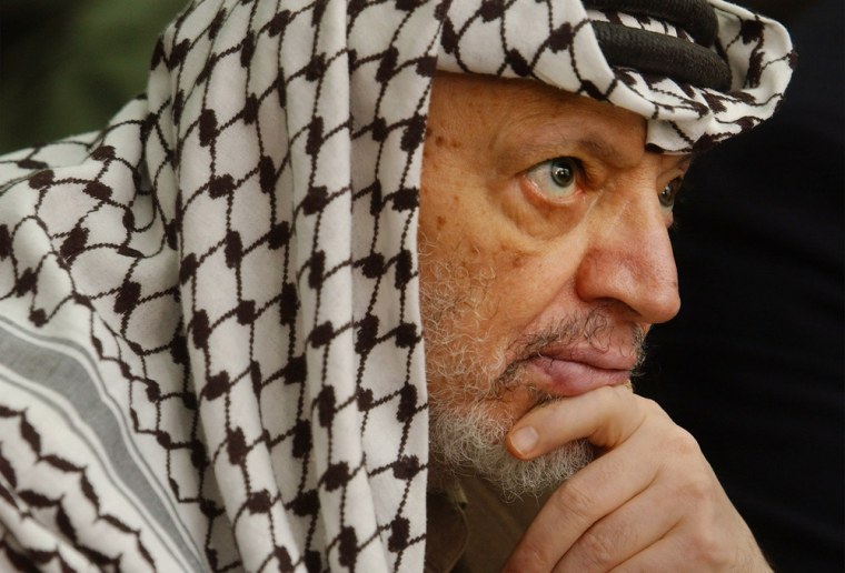 Palestinian leader Yasser Arafat suffered from nausea, stomach pain and later liver and kidney failure, before he died after lapsing into a coma in Paris' Percy Military Hospital in November 2004.