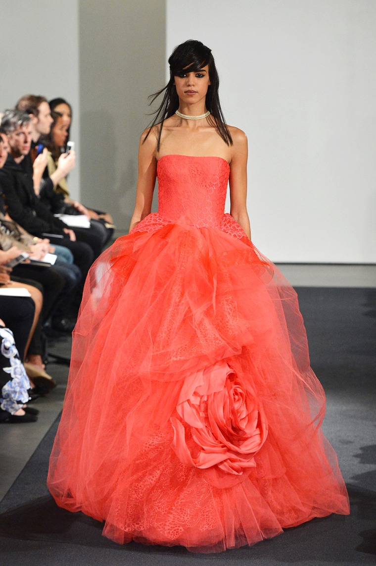 New Vera Wang Wedding Dresses: Check Out All 15 PINK Gowns Vera Wang Just  Sent Down the Runway