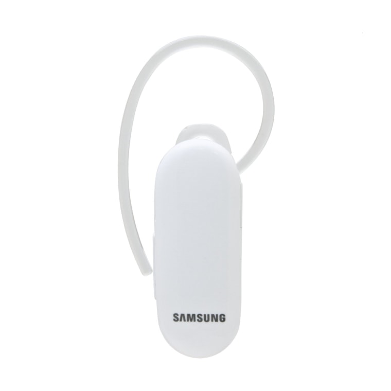 The Samsung HM3300 comes with two hooks and three ear gels to ensure a comfortable fit.
