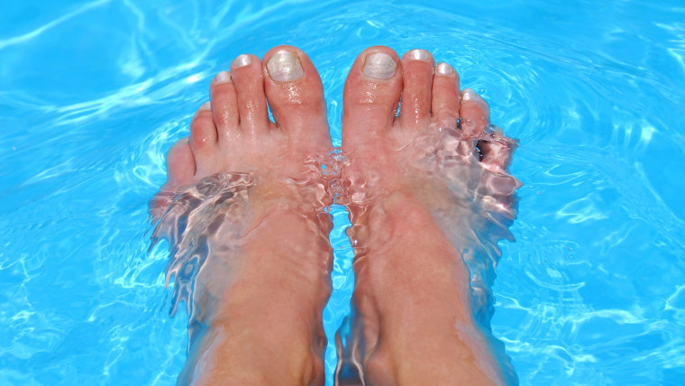 How to make a pedicure last and chip-proof it