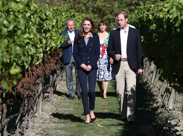 epa04165677 Britain's Prince William and Catherine, Duchess of Cambridge, walk in a vineyard as they visit the Amsfield Winery in Queenstown, New Zeal...