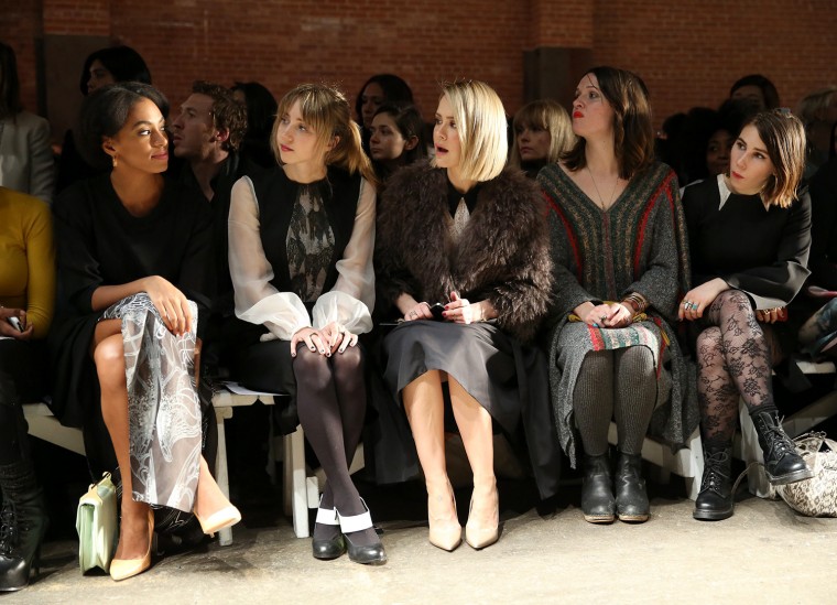 NEW YORK, NY - FEBRUARY 10:  (L-R) Solange Knowles, Zoe Kazan, Sarah Paulsen, a guest and Zosia Mamet attend the Honor fashion show during Mercedes-Be...