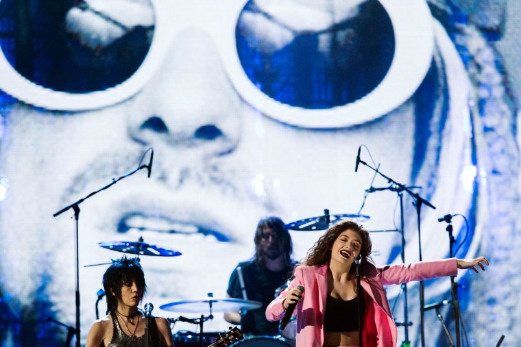 Image: Lorde, Joan Jett, Dave Grohl