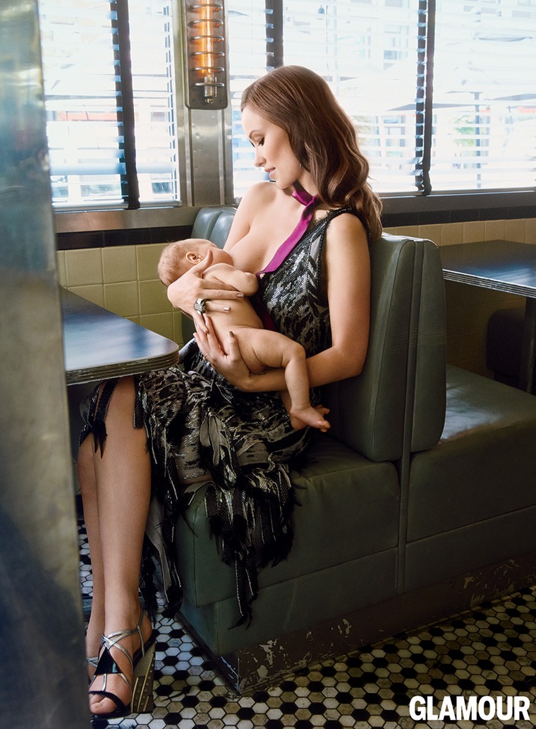 Image: Olivia Wilde breastfeeding in Glamour magazine