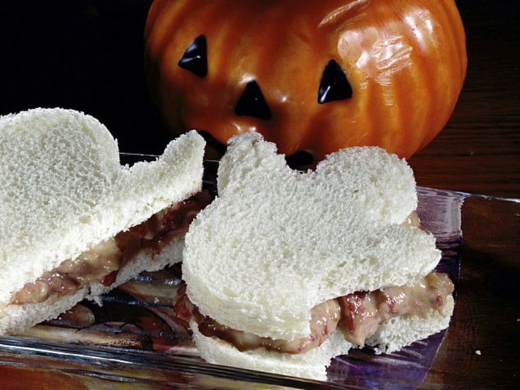 peanut butter and jelly ghost sandwiches