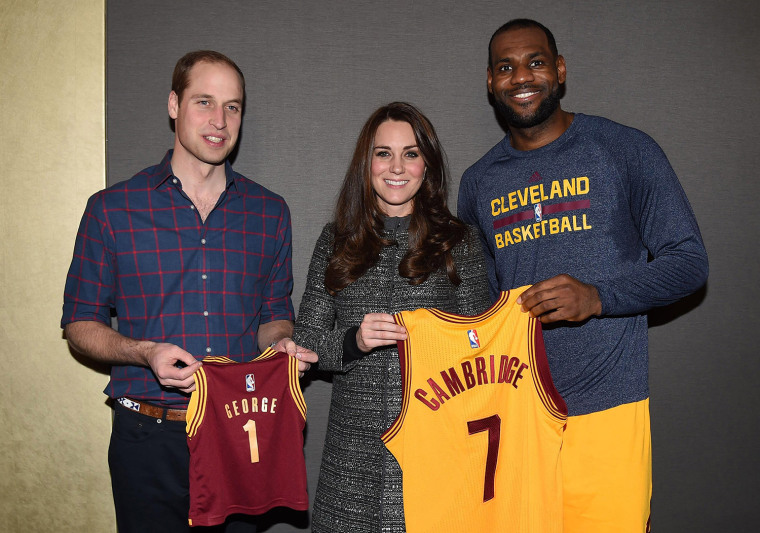 NEW YORK, NY - DECEMBER 08:  Prince William, Duke of Cambridge and Catherine, Duchess of Cambridge pose with basketball player LeBron James (R) backst...