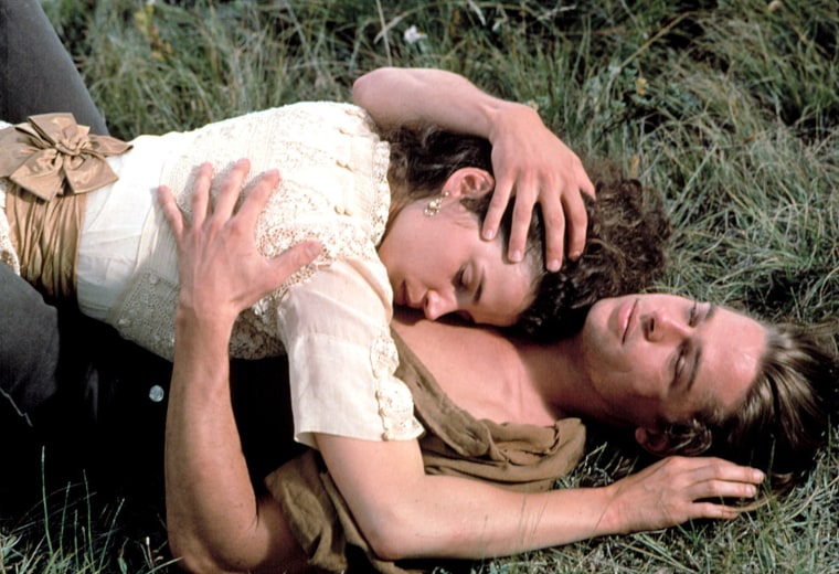 LEGENDS OF THE FALL, Julia Ormond, Brad Pitt, 1994