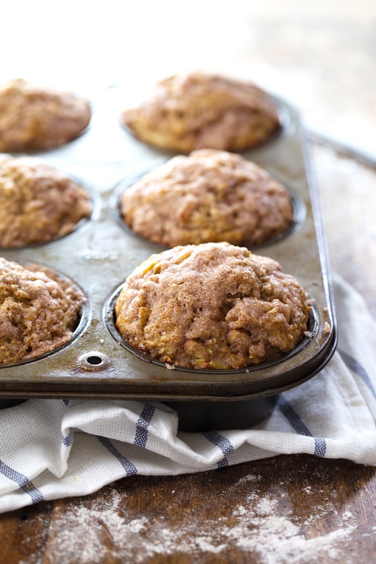 Healthy Cinnamon Sugar Apple Muffins