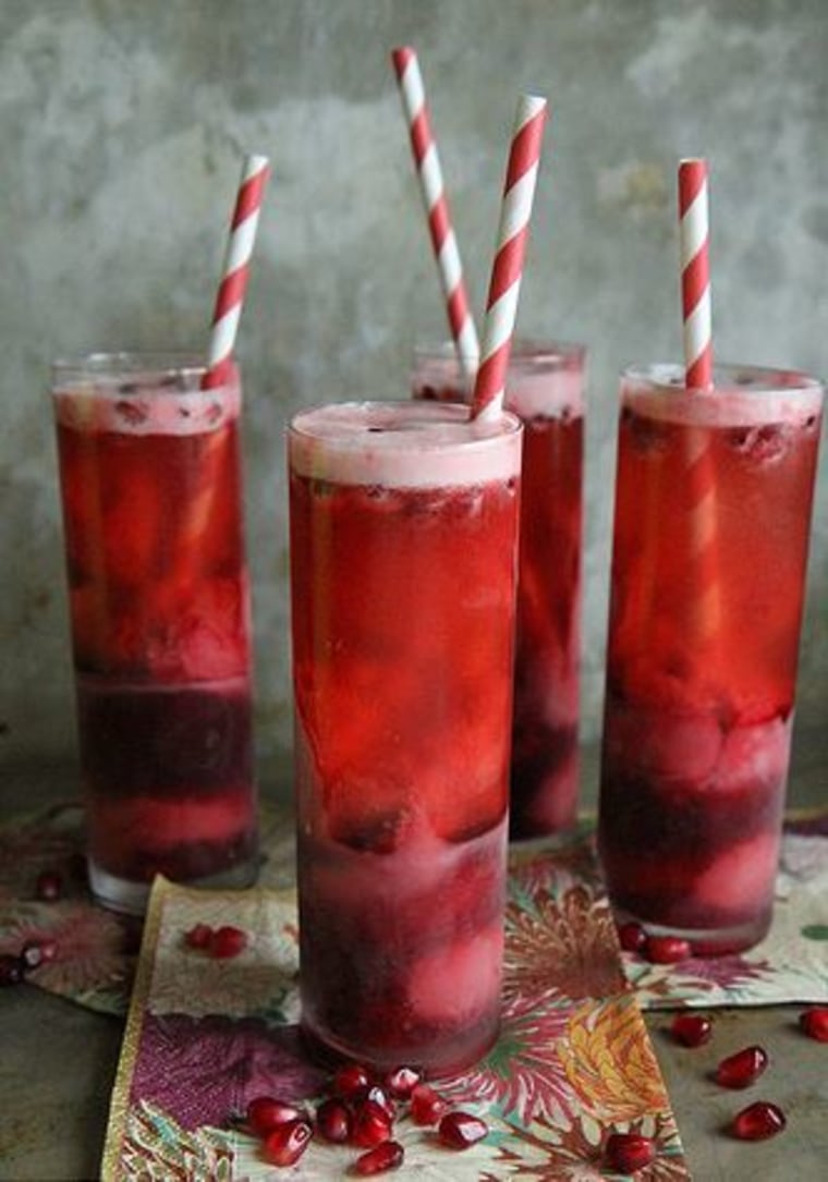 Raspberry Pomegranate Champagne Cocktail